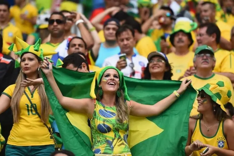 Top 79+ ảnh cổ động viên Brasil cuồng nhiệt nhất 20