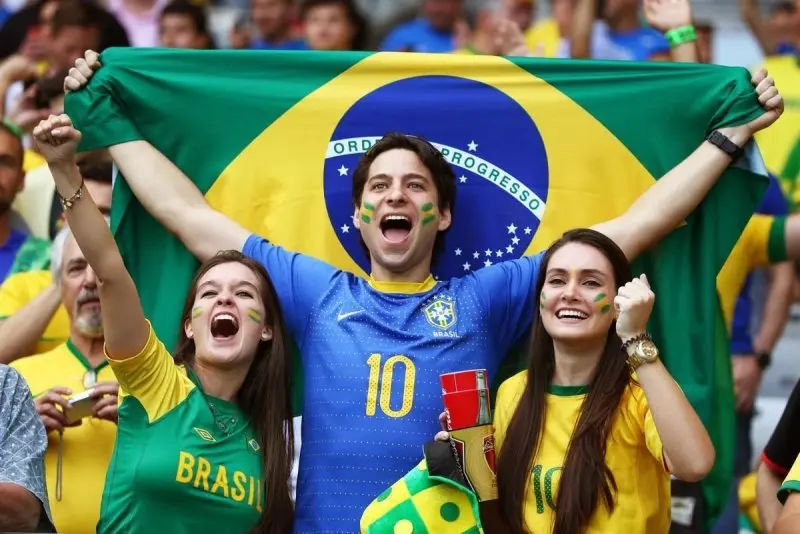 Top 79+ ảnh cổ động viên Brasil cuồng nhiệt nhất 1