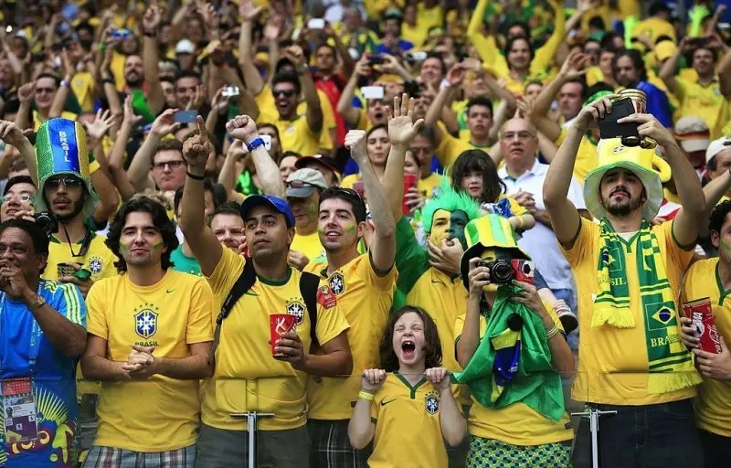 Top 79+ ảnh cổ động viên Brasil cuồng nhiệt nhất 19