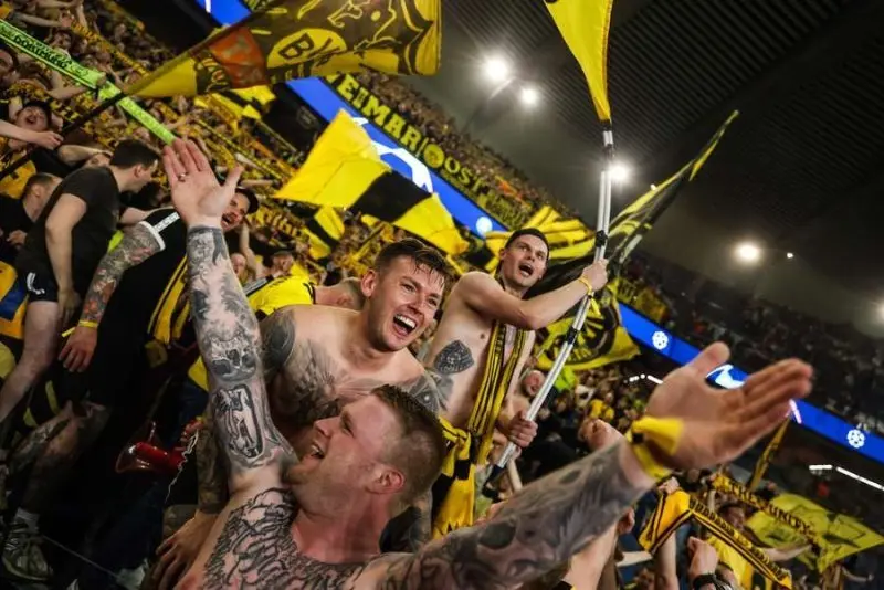 Top 99+ ảnh cổ động viên Dortmund Fans hot nhất 31