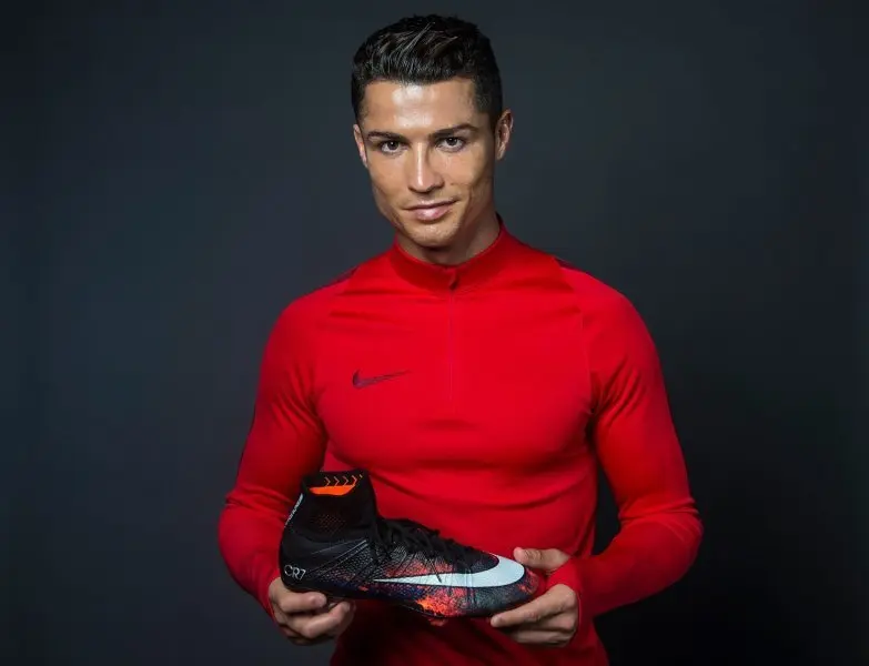 Top 99+ hình ảnh Ronaldo mới nhất 2024 35