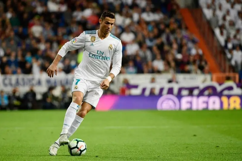 Top 99+ hình ảnh Ronaldo mới nhất 2024 29