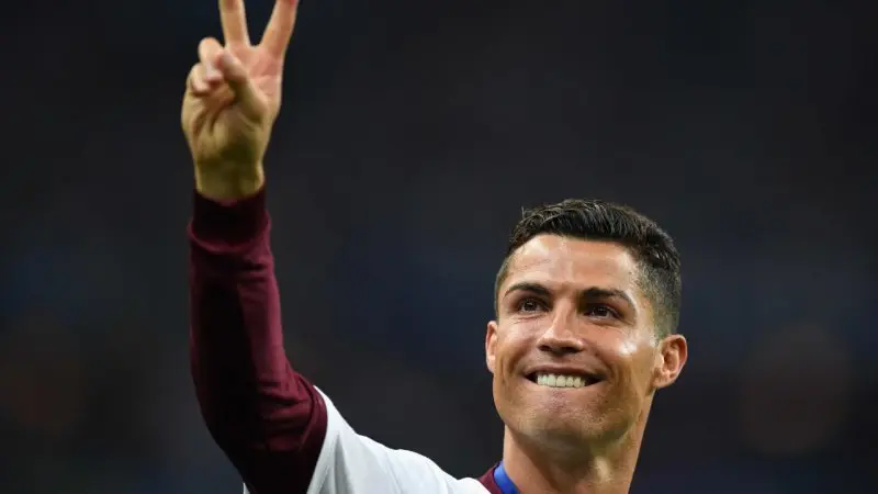 Top 99+ hình ảnh Ronaldo mới nhất 2024 7