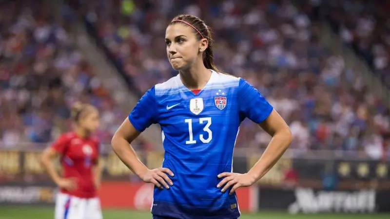 110+ ảnh Alex Morgan, nữ hoàng sân cỏ với nhan sắc rạng ngời 9