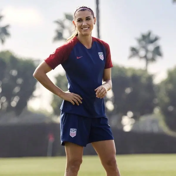 110+ ảnh Alex Morgan, nữ hoàng sân cỏ với nhan sắc rạng ngời 32