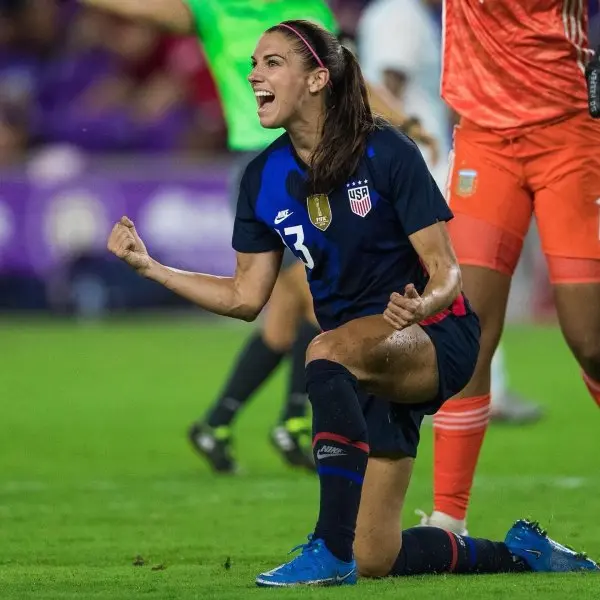 110+ ảnh Alex Morgan, nữ hoàng sân cỏ với nhan sắc rạng ngời 38