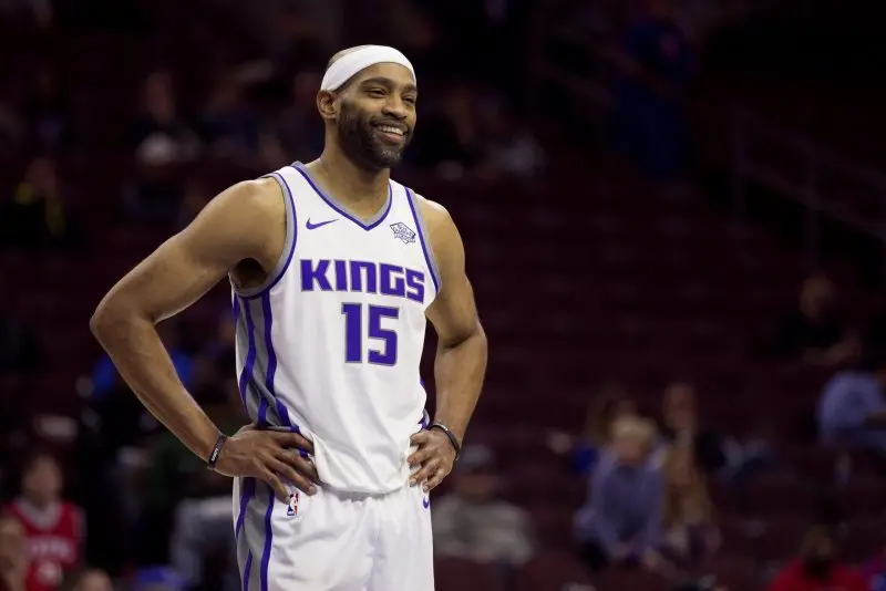 79+ Vince Carter, huyền thoại bóng rổ bốn thập kỷ 28