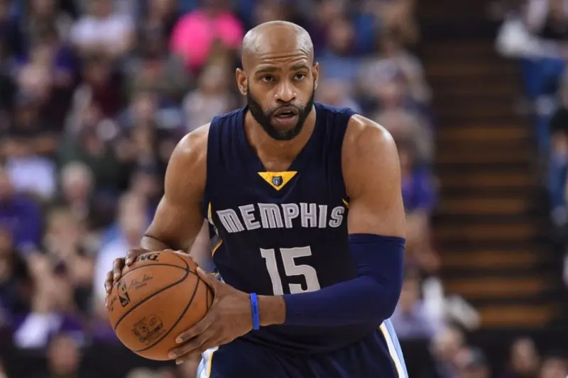 79+ Vince Carter, huyền thoại bóng rổ bốn thập kỷ 31