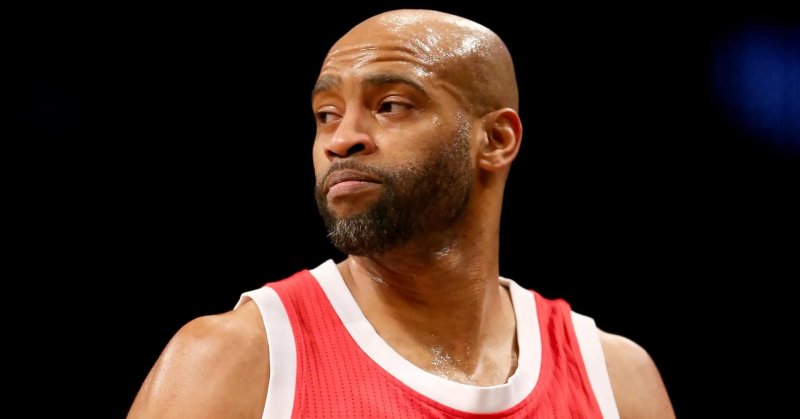 79+ Vince Carter, huyền thoại bóng rổ bốn thập kỷ 18