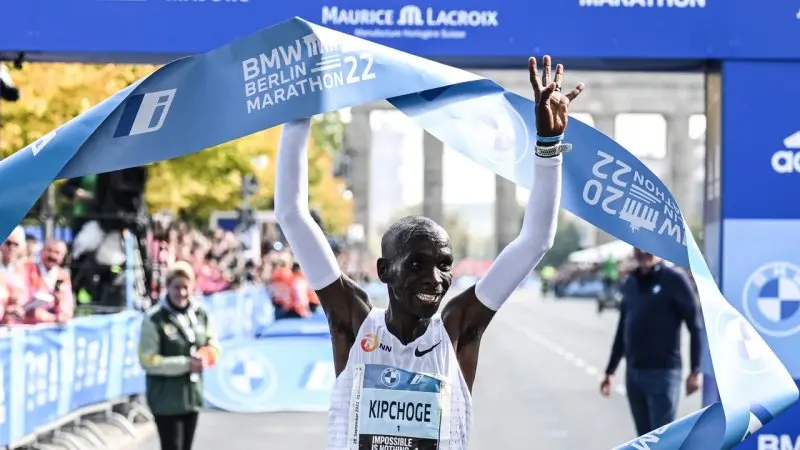 89+ ảnh Conseslus Kipchoge, vận động viên marathon vĩ đại nhất mọi thời đại? 4