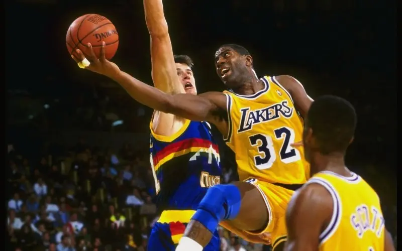 95+ ảnh Magic Johnson huyền thoại bóng rổ thế giới 33