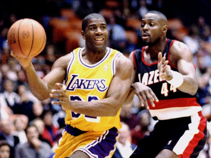 95+ ảnh Magic Johnson huyền thoại bóng rổ thế giới 17