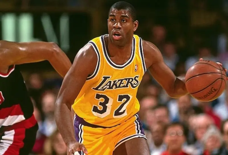 95+ ảnh Magic Johnson huyền thoại bóng rổ thế giới 11