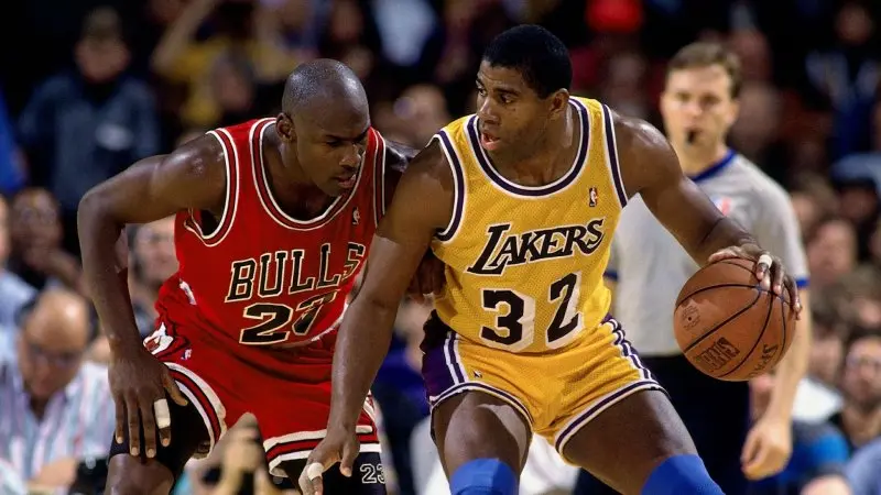 95+ ảnh Magic Johnson huyền thoại bóng rổ thế giới 21