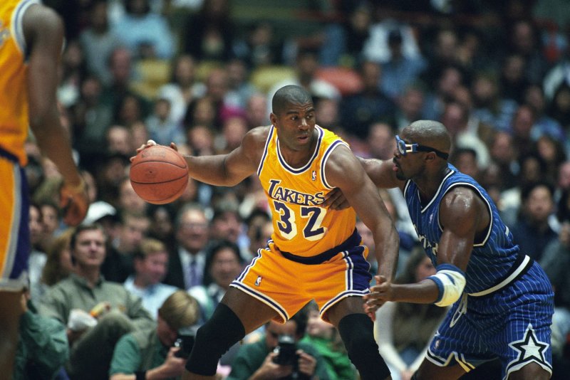 95+ ảnh Magic Johnson huyền thoại bóng rổ thế giới 23