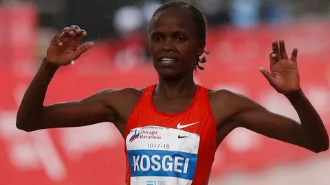 99+ ảnh Brigid Kosgei, niềm tự hào của Kenya, nguồn cảm hứng cho thế giới 50