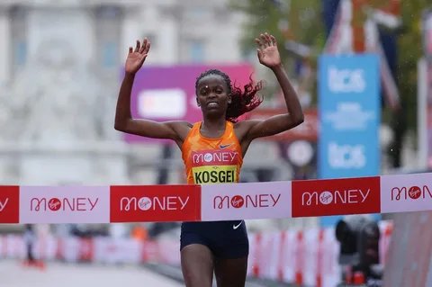 99+ ảnh Brigid Kosgei, niềm tự hào của Kenya, nguồn cảm hứng cho thế giới 54