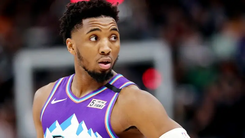 99+ ảnh Donovan Mitchell, siêu sao bóng rổ với biệt danh "Người Nhện" 31