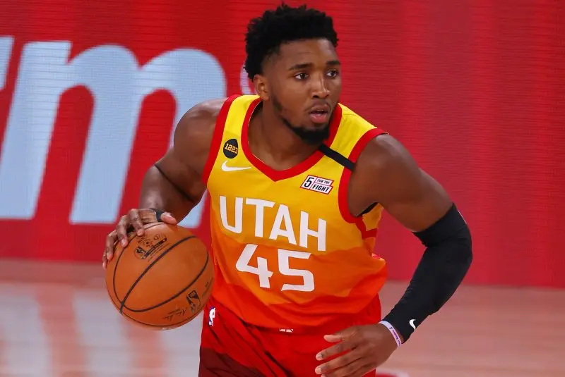 99+ ảnh Donovan Mitchell, siêu sao bóng rổ với biệt danh "Người Nhện" 24