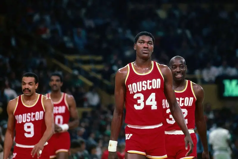 99+ ảnh Hakeem Olajuwon, biểu tượng của bóng rổ Nigeria 3