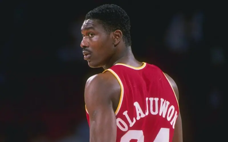 99+ ảnh Hakeem Olajuwon, biểu tượng của bóng rổ Nigeria 14