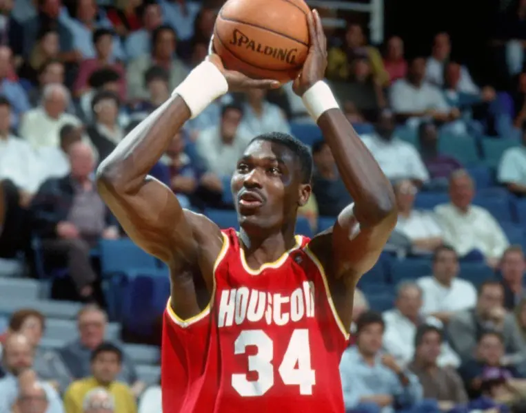 99+ ảnh Hakeem Olajuwon, biểu tượng của bóng rổ Nigeria 29