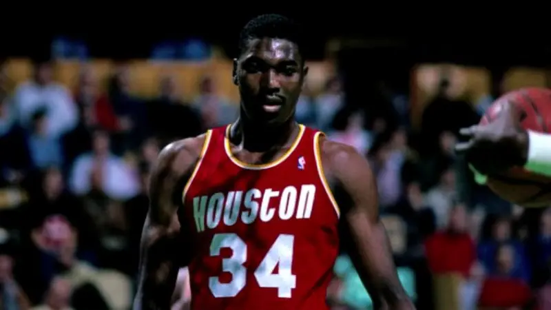 99+ ảnh Hakeem Olajuwon, biểu tượng của bóng rổ Nigeria 33