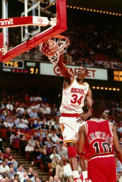 99+ ảnh Hakeem Olajuwon, biểu tượng của bóng rổ Nigeria 45