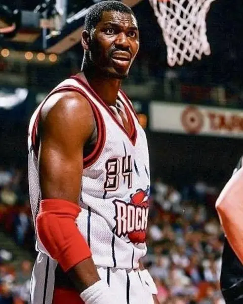 99+ ảnh Hakeem Olajuwon, biểu tượng của bóng rổ Nigeria 53