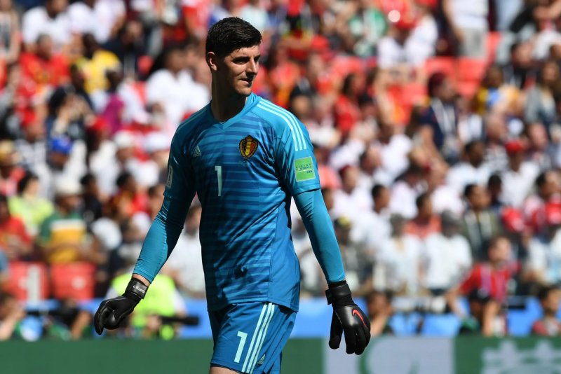 99+ ảnh khoảnh khắc ấn tượng của Courtois 31