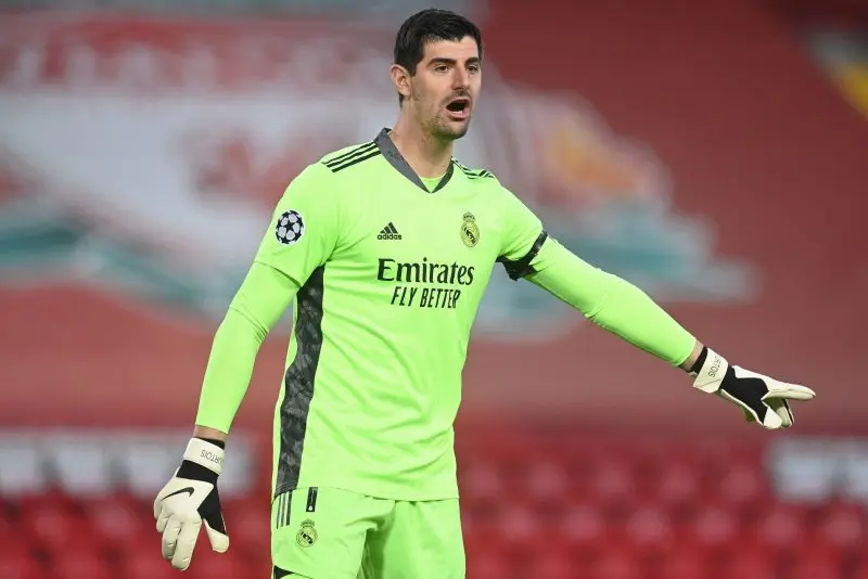 99+ ảnh khoảnh khắc ấn tượng của Courtois 4