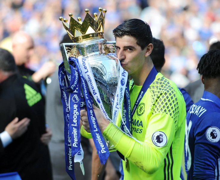 99+ ảnh khoảnh khắc ấn tượng của Courtois 37