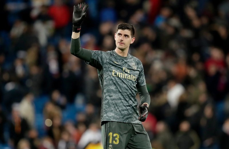 99+ ảnh khoảnh khắc ấn tượng của Courtois 41