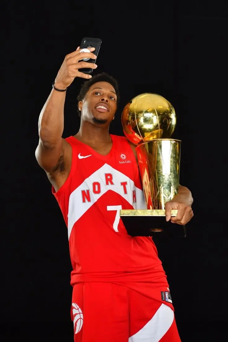 99+ ảnh Kyle Lowry, huyền thoại của Toronto Raptors 39