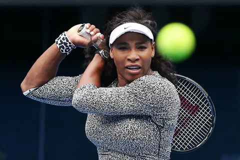 99+ ảnh Serena Williams, nữ hoàng quần vợt với trái tim nhân ái 6