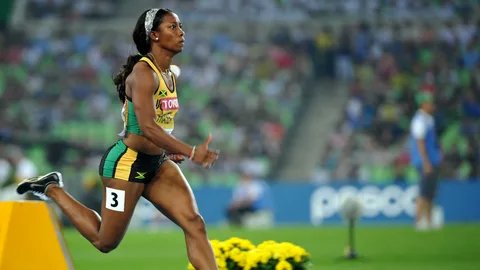 99+ ảnh Shelly-Ann Fraser-Pryce, biểu tượng cho thế hệ trẻ Jamaica 10