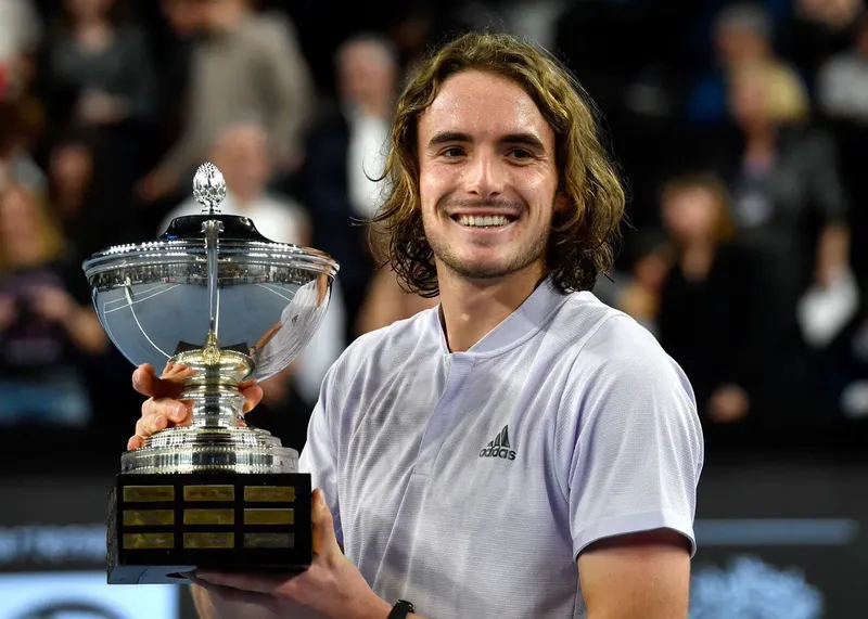 99+ ảnh Stefanos Tsitsipas, ngôi sao đang lên của làng quần vợt thế giới 16