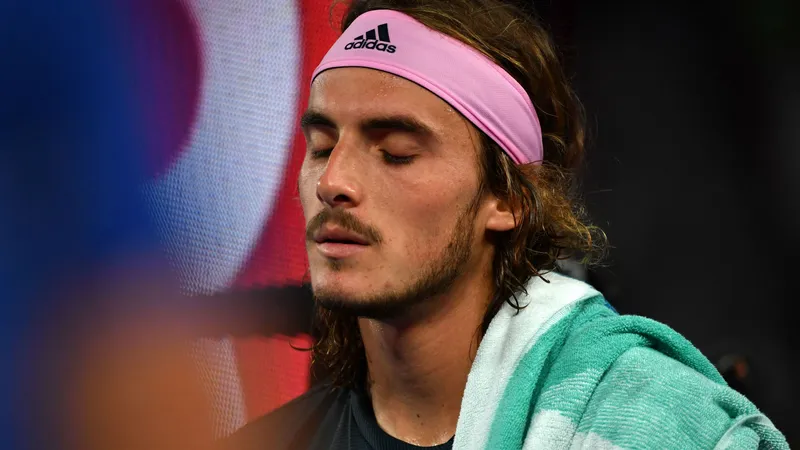 99+ ảnh Stefanos Tsitsipas, ngôi sao đang lên của làng quần vợt thế giới 23