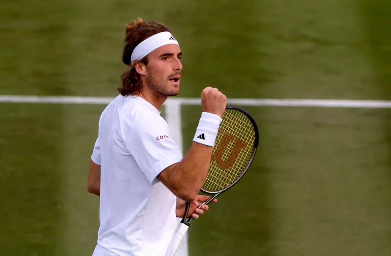 99+ ảnh Stefanos Tsitsipas, ngôi sao đang lên của làng quần vợt thế giới 31