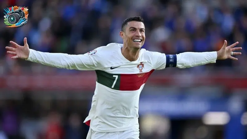 Bộ sưu tập ảnh chế Cristiano Ronaldo cực dễ thương và hài hước