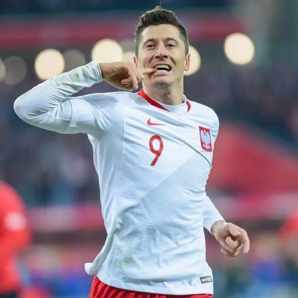 ảnh chế Robert Lewandowski 36