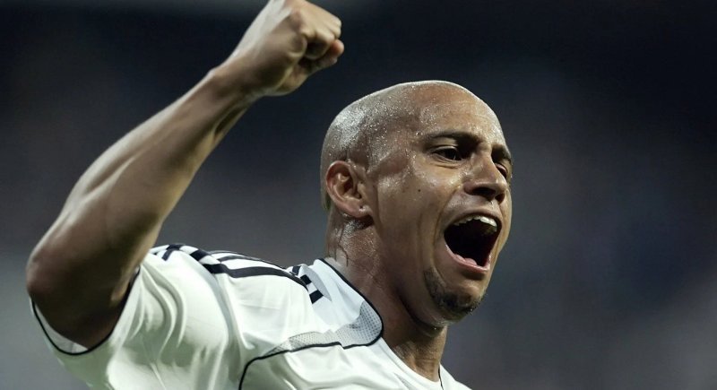  ảnh chế Roberto Carlos 25