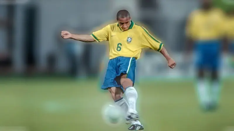  ảnh chế Roberto Carlos 27