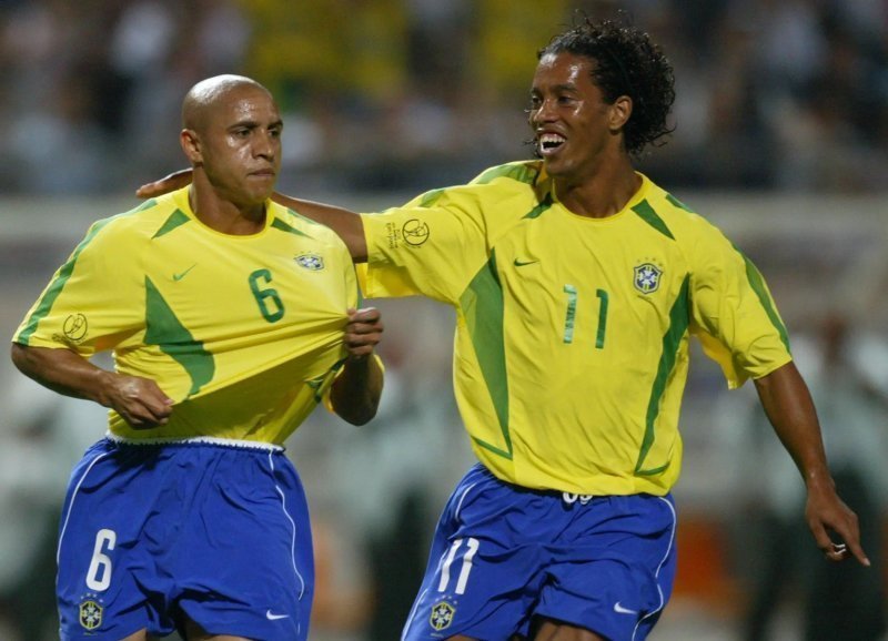  ảnh chế Roberto Carlos 28