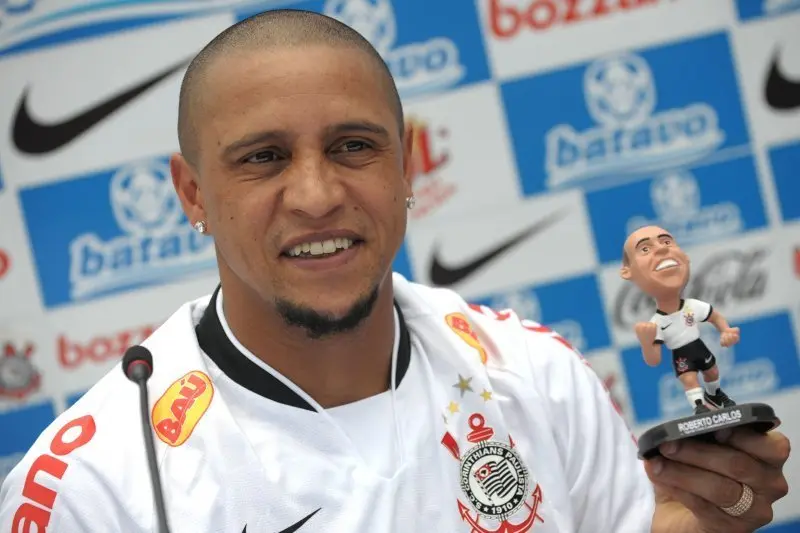  ảnh chế Roberto Carlos 7