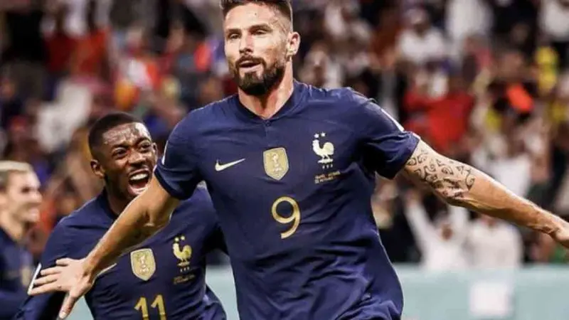 ảnh chế Olivier Giroud 24