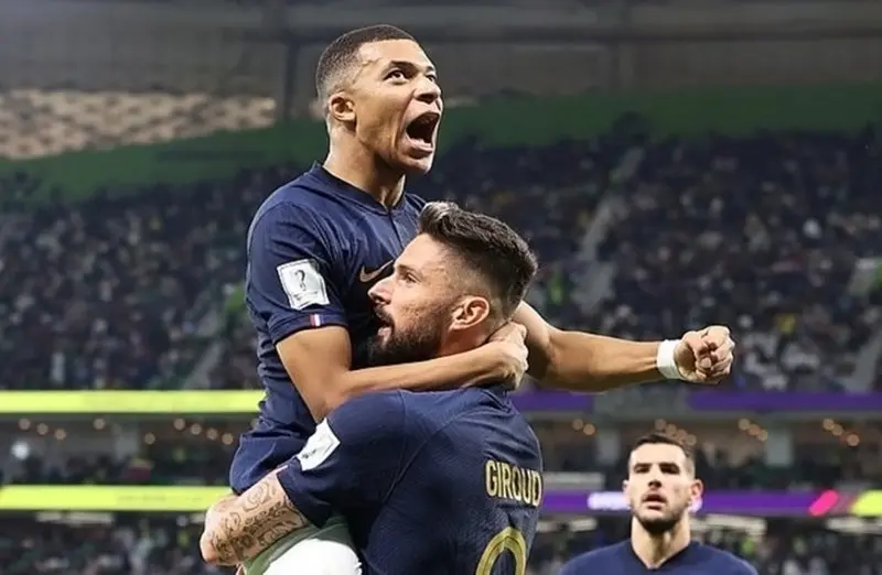 ảnh chế Olivier Giroud 38