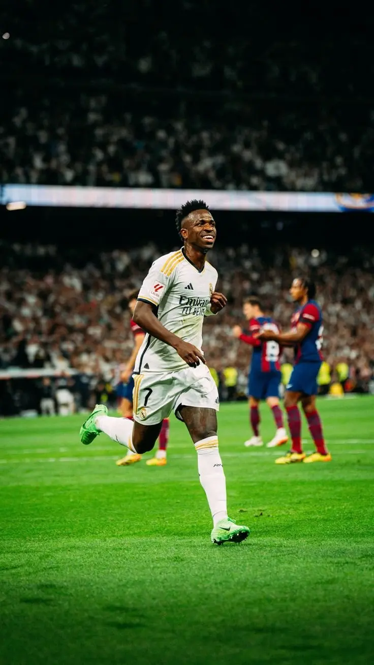 Bộ sưu tập ảnh Vinicius Jr, ngôi sao trẻ đầy tiềm năng của Real Madrid 35