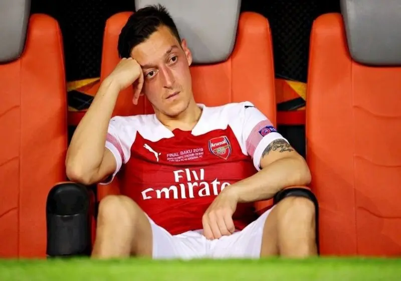 ảnh chế Mesut Özil 11