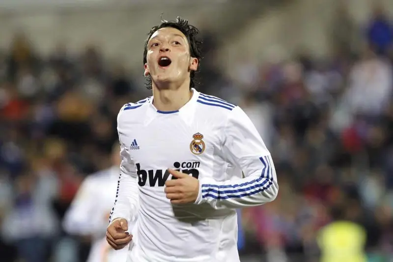 ảnh chế Mesut Özil 3